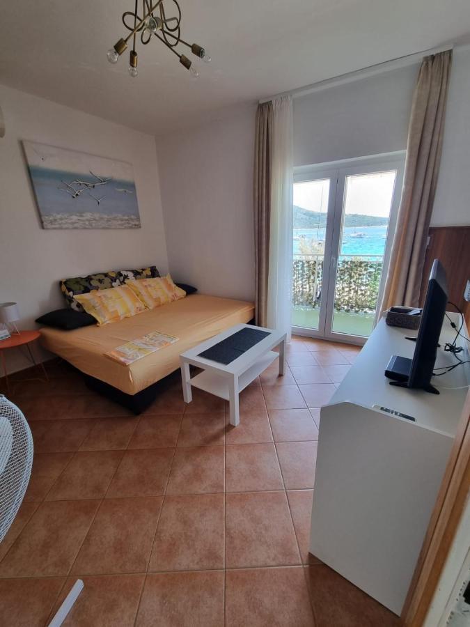 Apartman Smoljic 4+2 Primošten Buitenkant foto